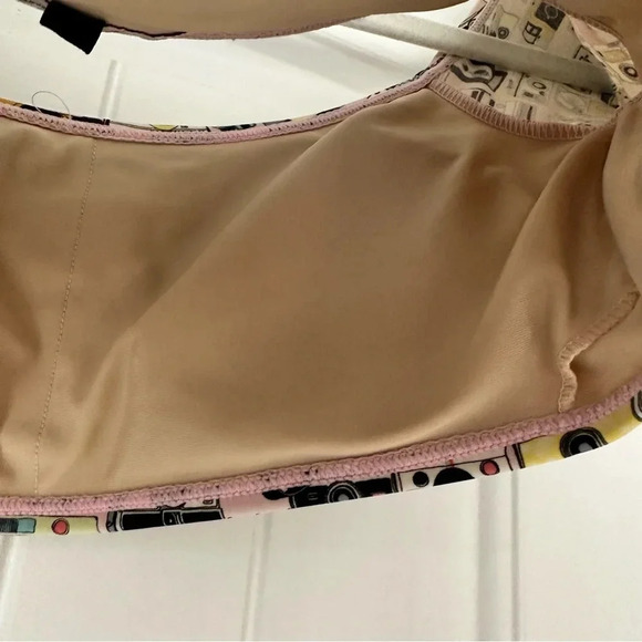 Red Dolly Swimwear camera bikini retro top - Picture 4 of 7